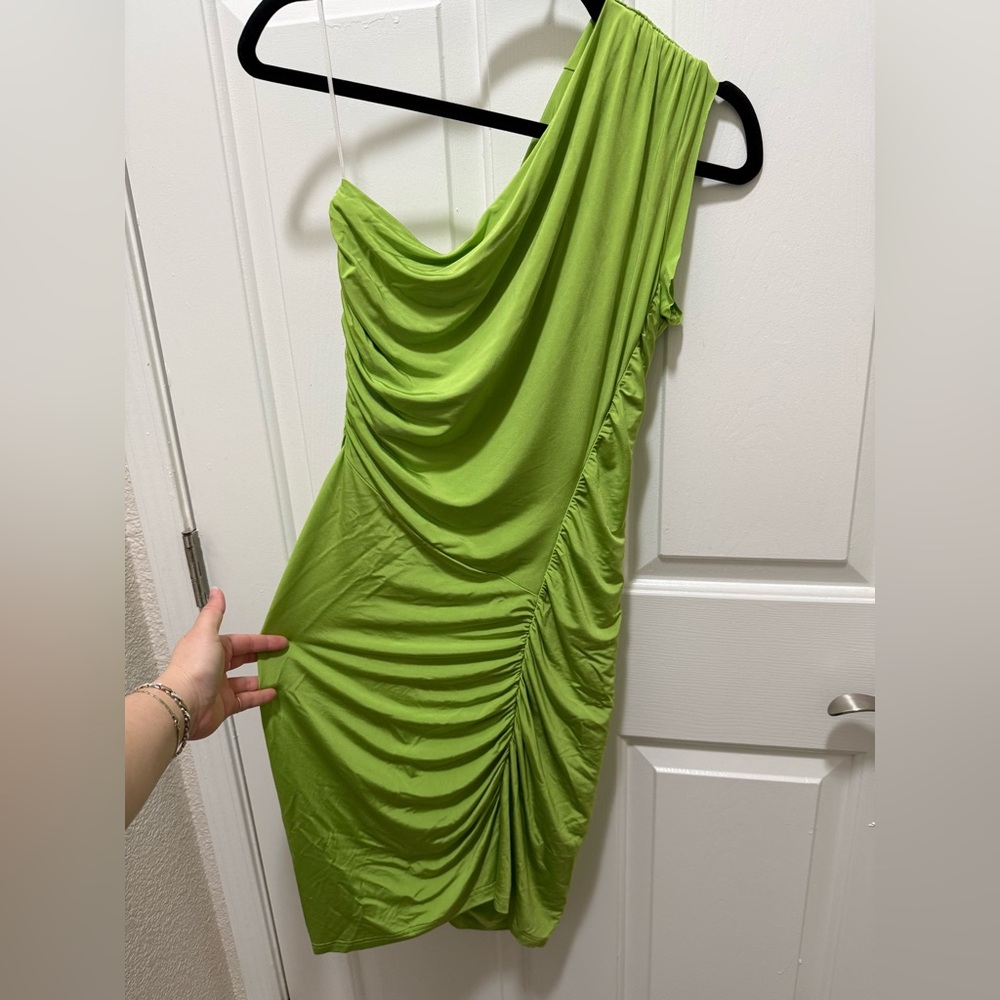 Atlein x RTR One Shoulder Dress - M